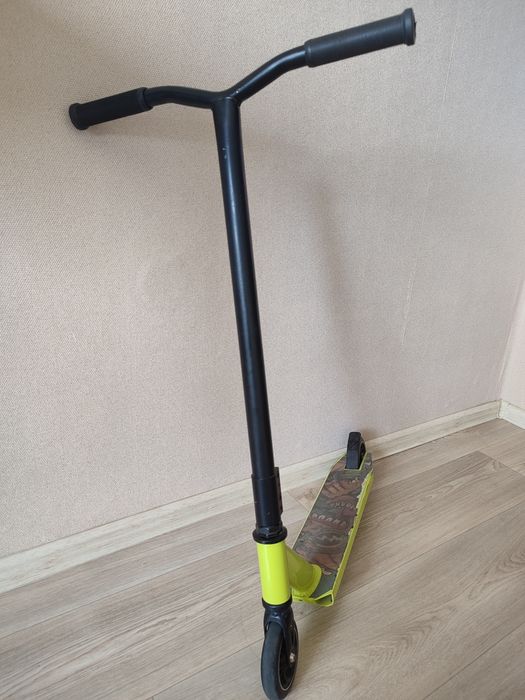 Трюковой самокат