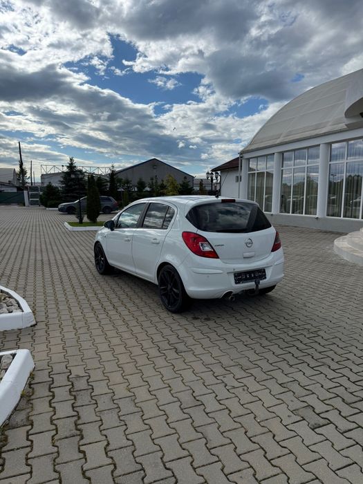 Opel Corsa 1.3CDTI //2013// 200000km