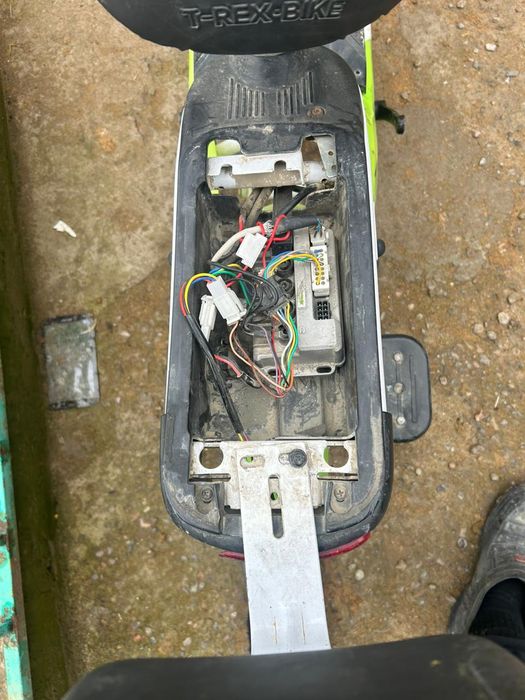 Продам скутр на зап