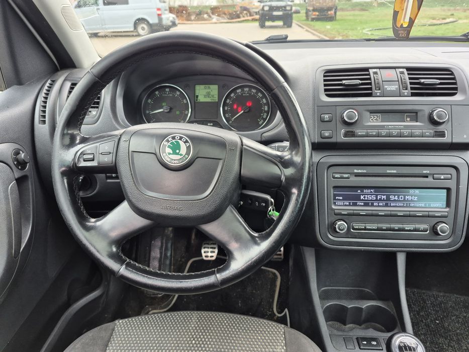 Skoda Roomster varianta Scout  2011 talon 2012  1.4 benzină. E5  unic