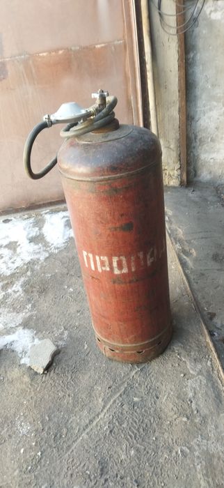 Газовый баллон большой бу.