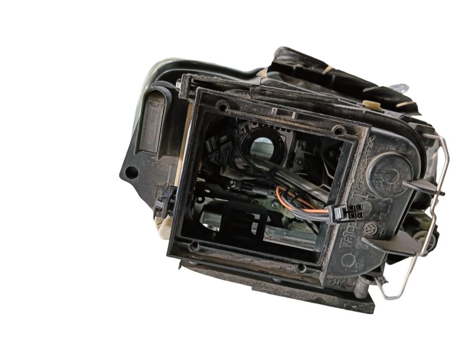 Far Stanga Fata Volkswagen Passat 3C2 2005 - 2010 3C0941751G