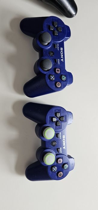 Consolă PS3 Slim + 5 Manete (2 Albastre Noi) + Joc FIFA 19 Cadou!