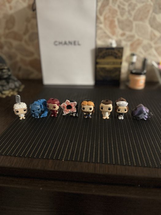 Продам или обменяю киндер joy очень странные дела