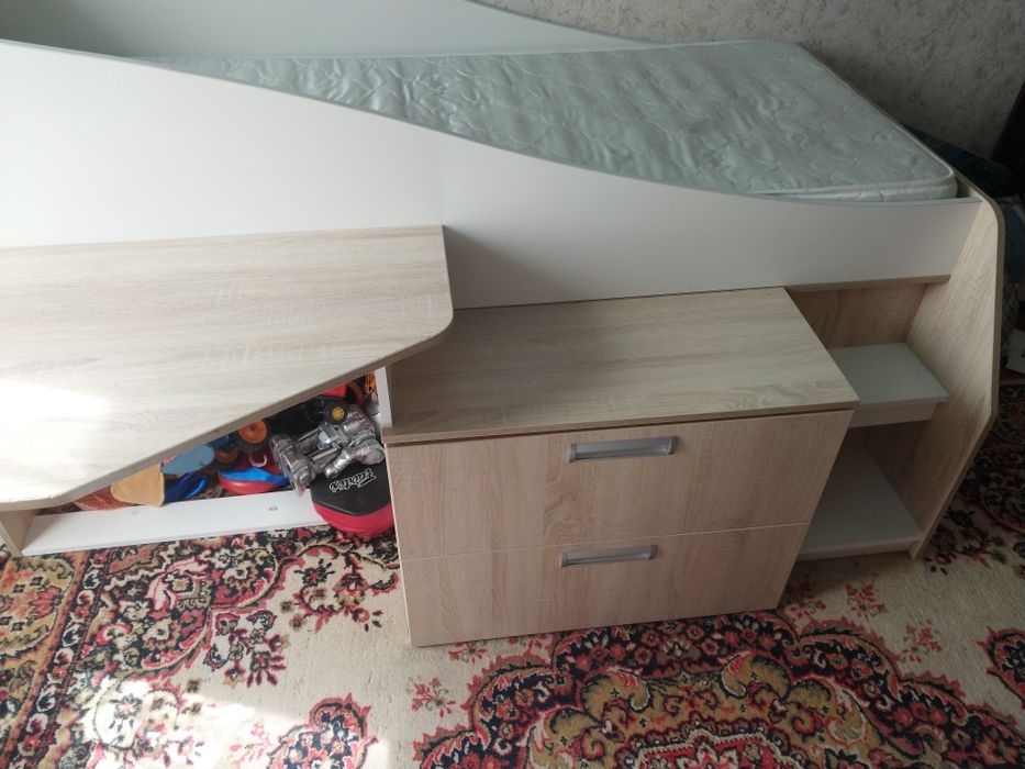 Кровать детская подрасковая