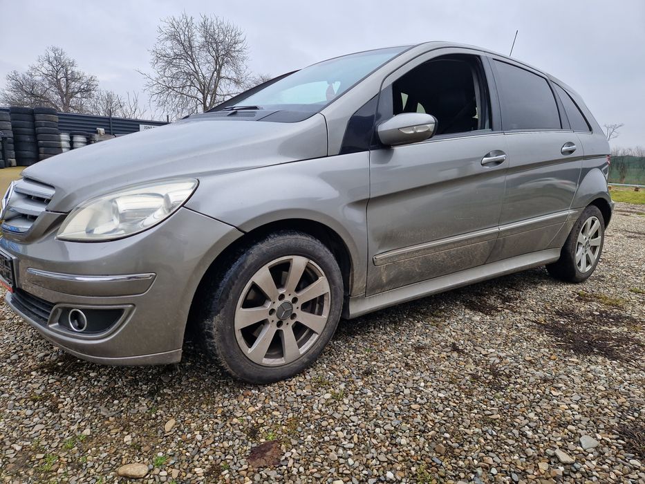 Dezmembrez piese Mercedes B class w245 2005-2008 2.0 cdi 140 cp automa