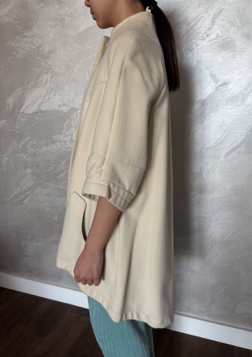 Шикарное стмльное пальто