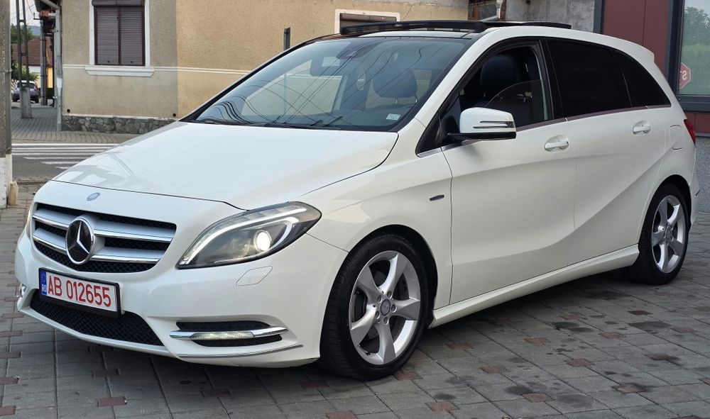 MERCEDES-BENZ B-Class 2013 — imagine 2