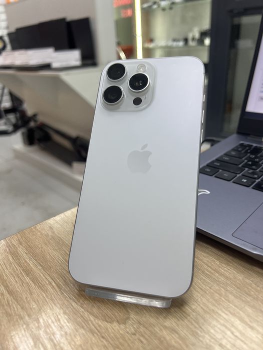 Iphone 16 pro max, 256gb E-SIM(p25)