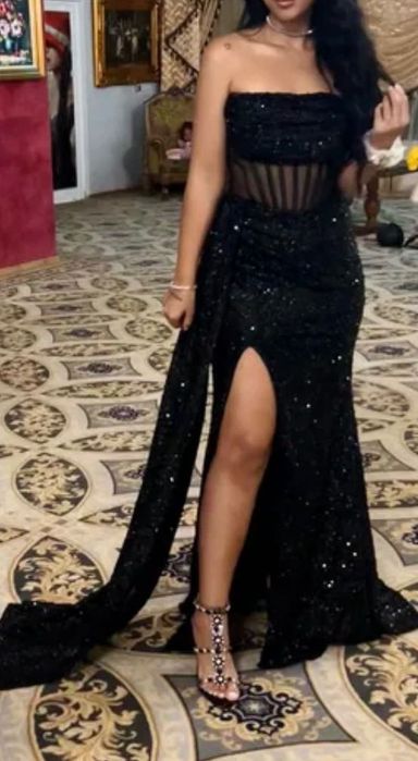 Rochie Neagră Elegantă