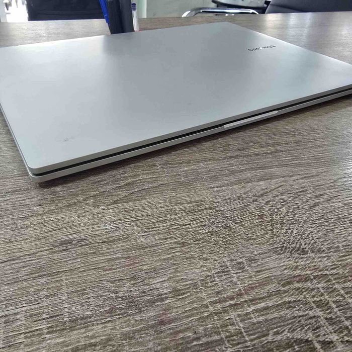 Лаптоп Samsung Galaxy Book2 Go 5G