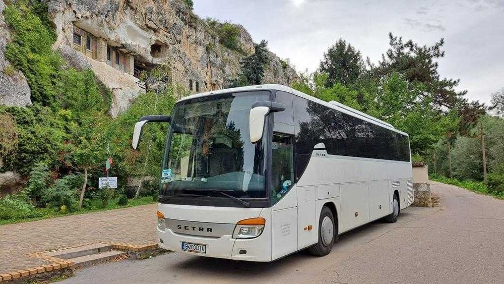 Microbuze si autocare de inchiriat