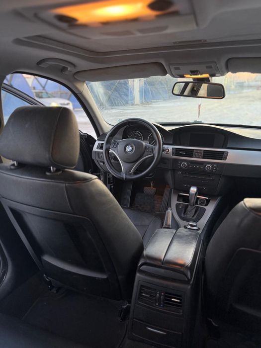 Bmw seria 3 318i e90