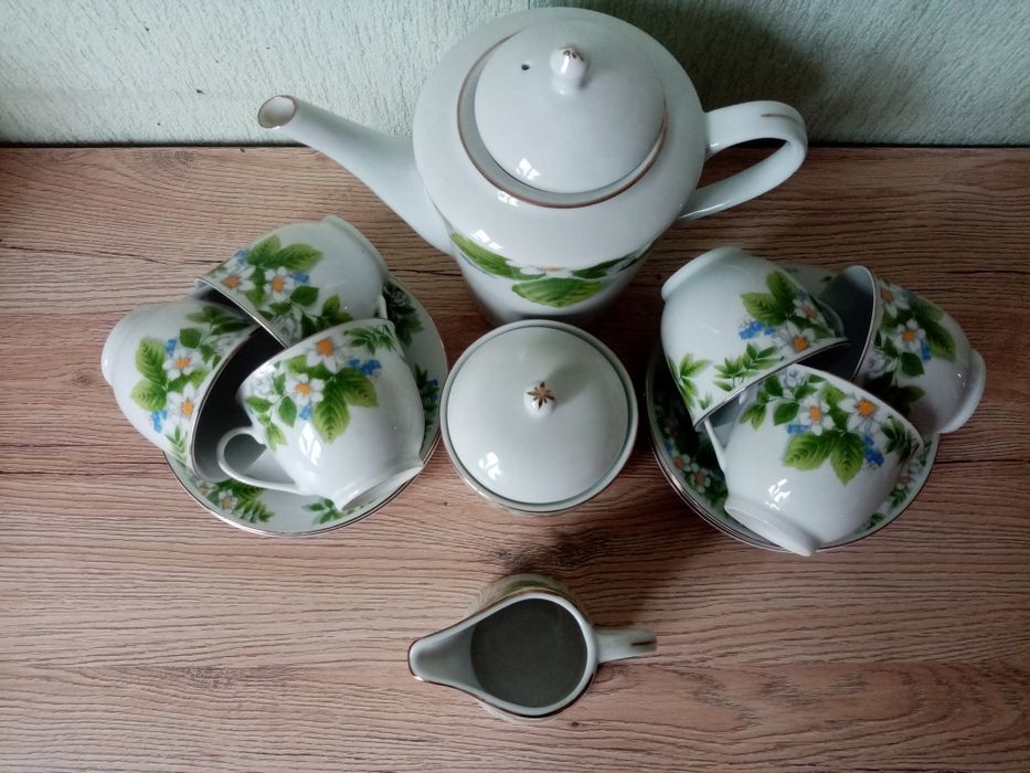 Чайный сервиз. На 6 персон