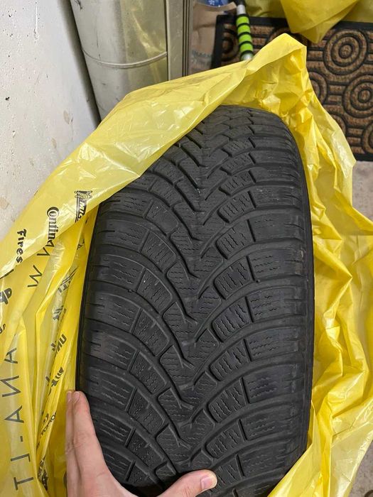 Зимни гуми FALKEN EUROWINTER HS01 SUV - 225/55/R19 99H