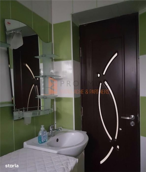 Apartament 2 camere cf 2 semidecomandat zona Spiru Haret