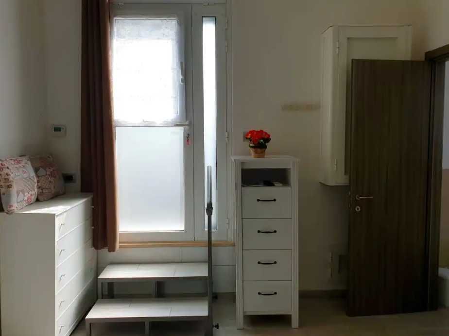 Дава се под наем Двустаен апартамент в Пловдив, Христо Смирненски - 68 кв.м за 270.3 € - Снимка #1