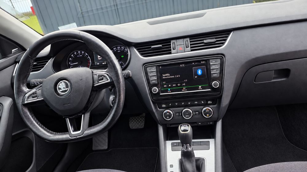 SKODA Octavia 2016 — imagine 1