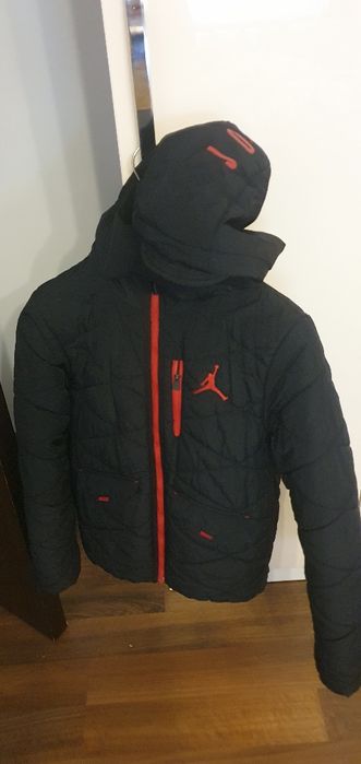 Geaca iarna baieti 12-13 ani Jordan