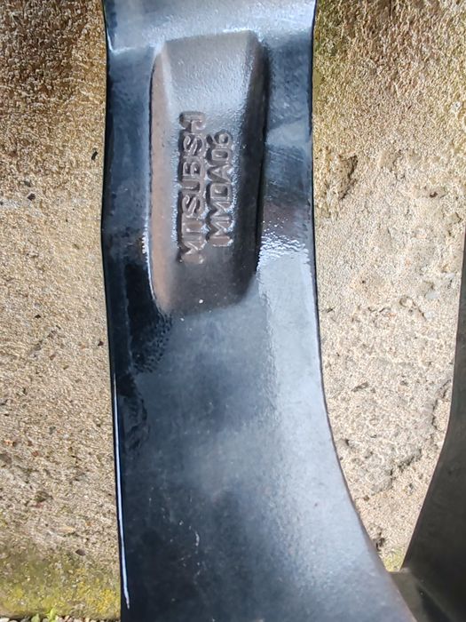 Митсубиши 215/65/17, Mitsubishi