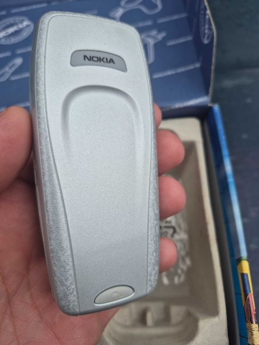 Nokia 3410 impecabil la cutie Ca NOU (folie display)