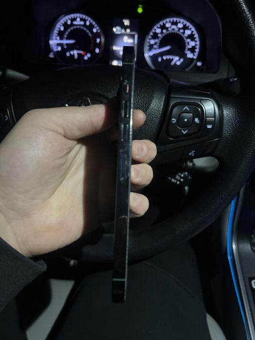 Продам 13 про мах сост отл  коробка есть