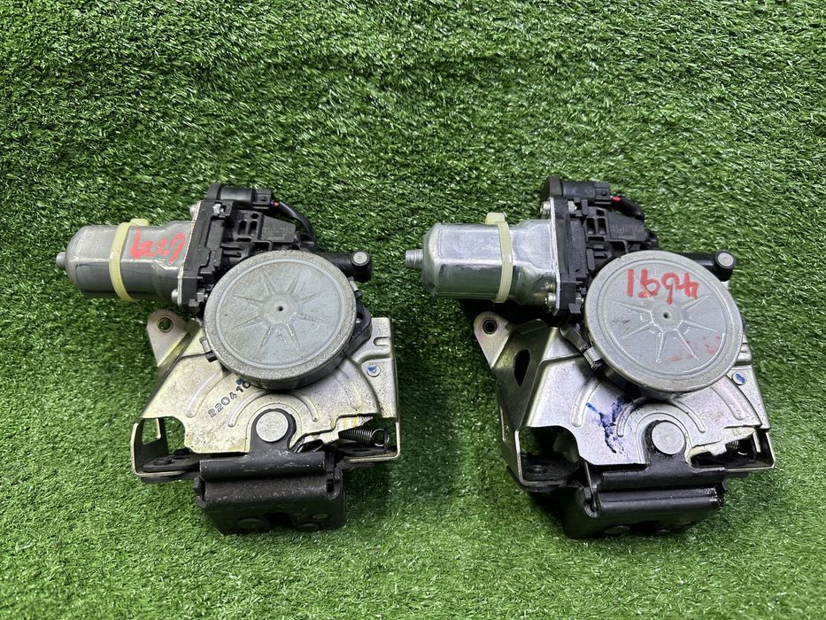 Замок багажника LC200