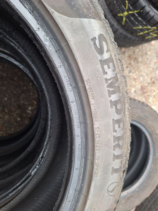 Anvelope Semperit 215/50/18 m+s 4 buc ff bune