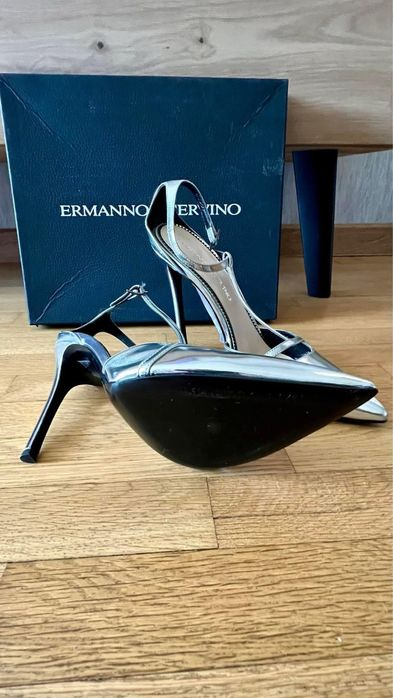 Ermanno Scervino сандали