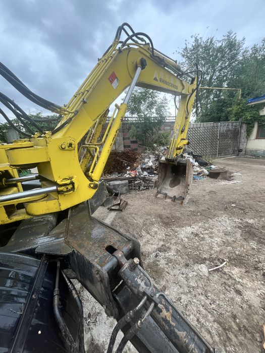 Продам эксковатор погрузчик