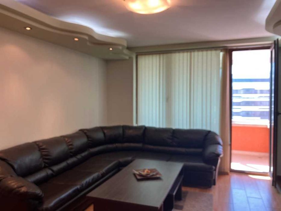 Продава се Двустаен апартамент в Варна, Базар Левски - 63 кв.м за 3937 €/кв.м - Снимка #3