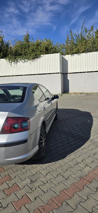Peugeot 407 2.0 HDi (136 CP) – 2006 – Piele neagră, Întreținută