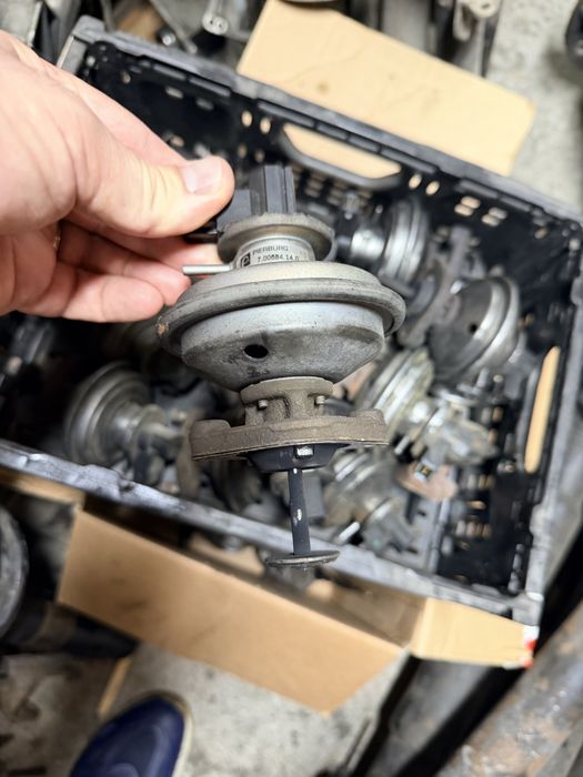 Egr bmw clapeta egr bmw e90 e91 e92 e87 e81 e82 e88 e60 e61 e83 n47 euro4 143cp 177cp