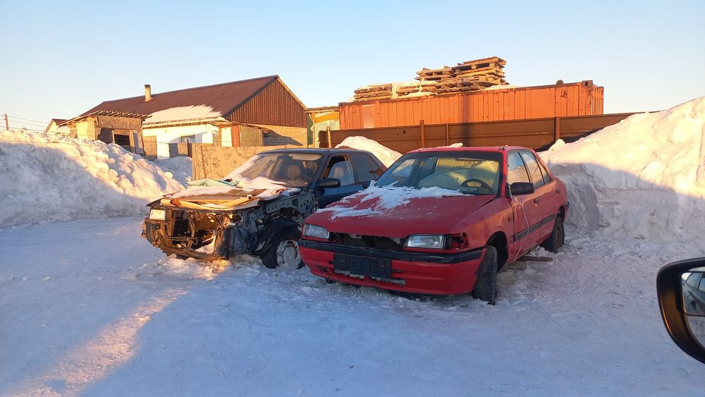 Мазда 323 седан 1992