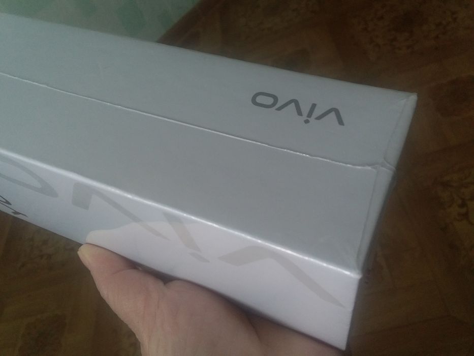 продам мобильный телефон