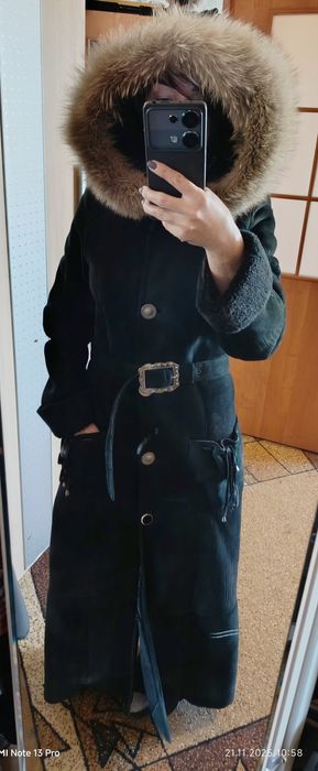 Дублёнка натуральная с капюшоном