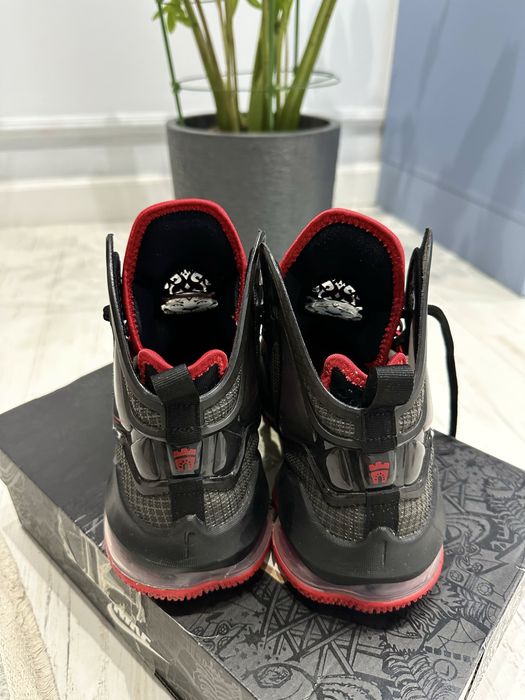 Lebron XIX оригинал
