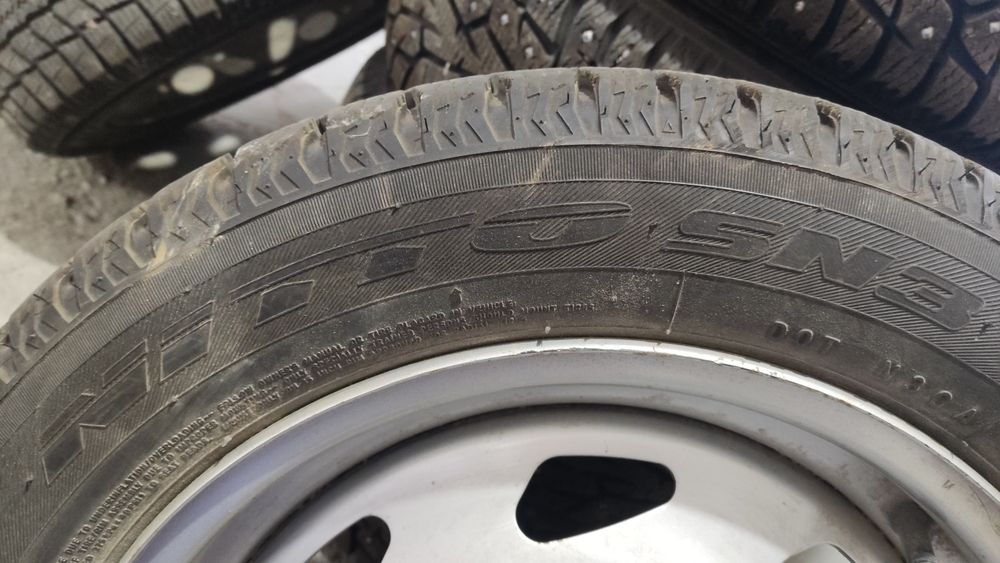 Nitto SN3 185/60/15 на дисках
