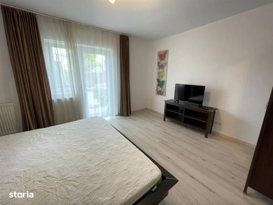 Apartament la casă de închiriat cu terasă și curte proprie – Sub Arini