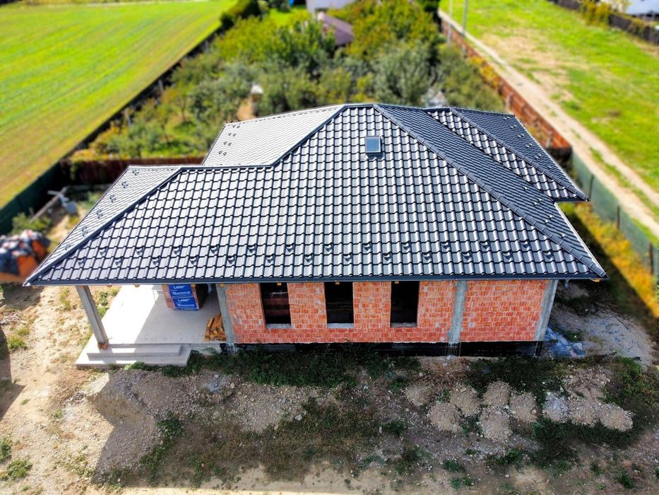 Acoperisuri complete firma montaj acoperișuri complete reparații urgente