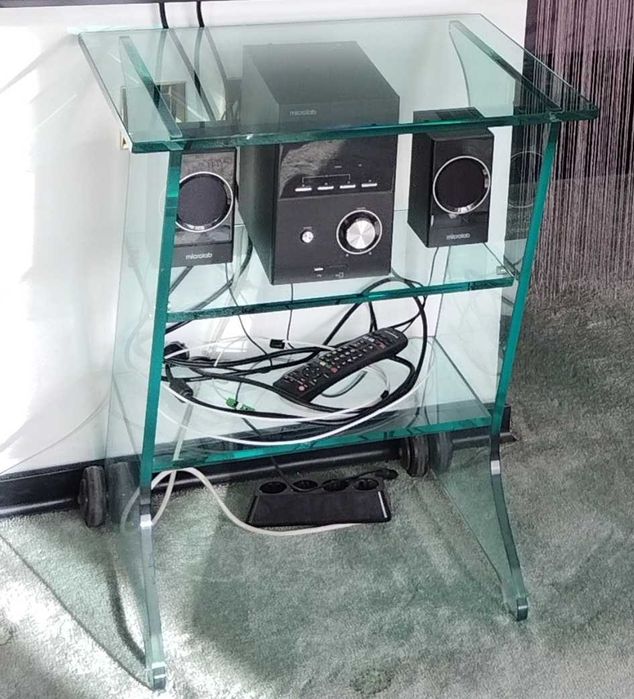 Италианска дизайнерска помощна бар маса