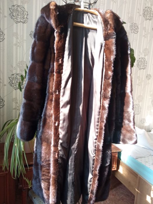 Продам шубу норковая