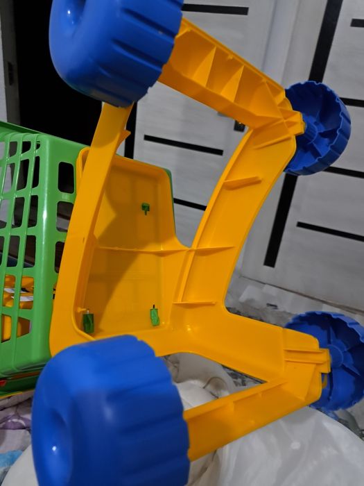 Тележка каталка в отличном состояние