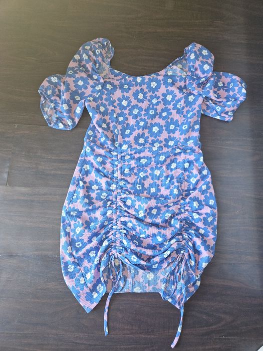 Дамски рокли ежегодно