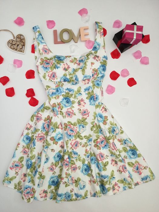 Страхотна кукленска рокля