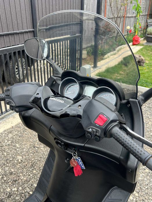 Scuter PIAGGIO X-evo 125 cc