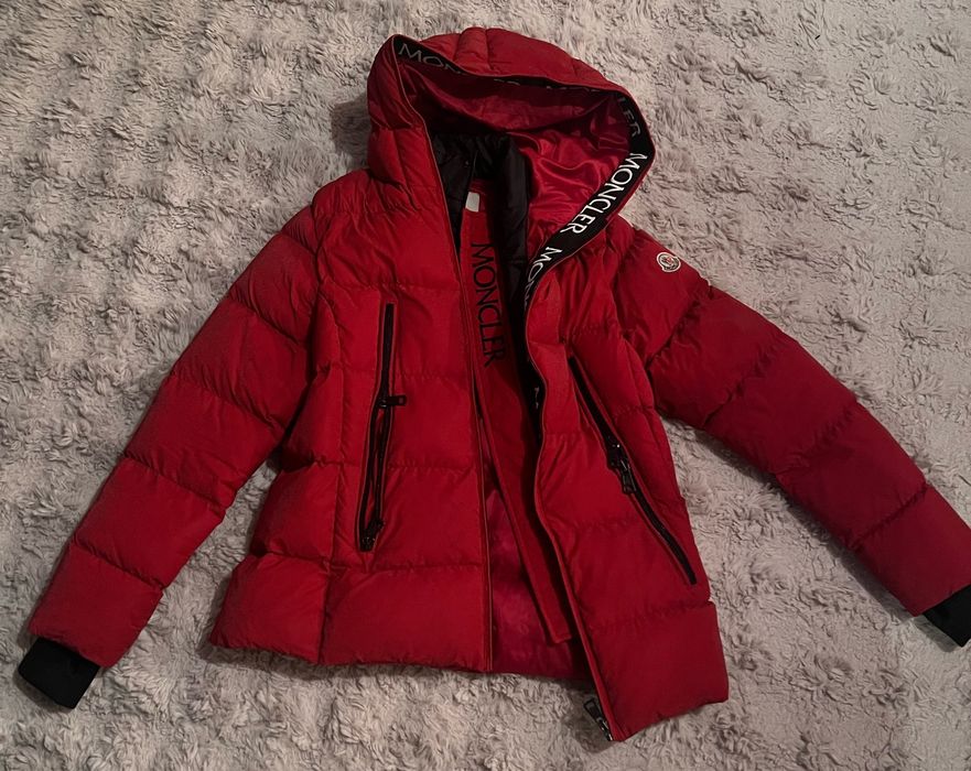 Geaca dama Moncler M
