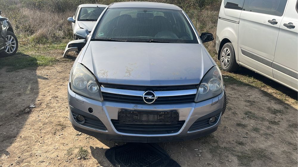 Vand stop stanga si deeapta Opel Astra H hatchback 2004-2009