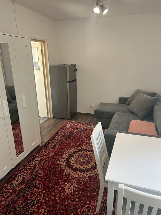 Închiriez garsonieră Arad tel 0724570305 negociabil la vedere