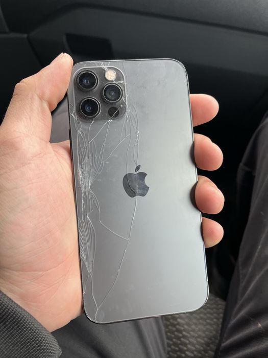 Продам iphone 12 pro